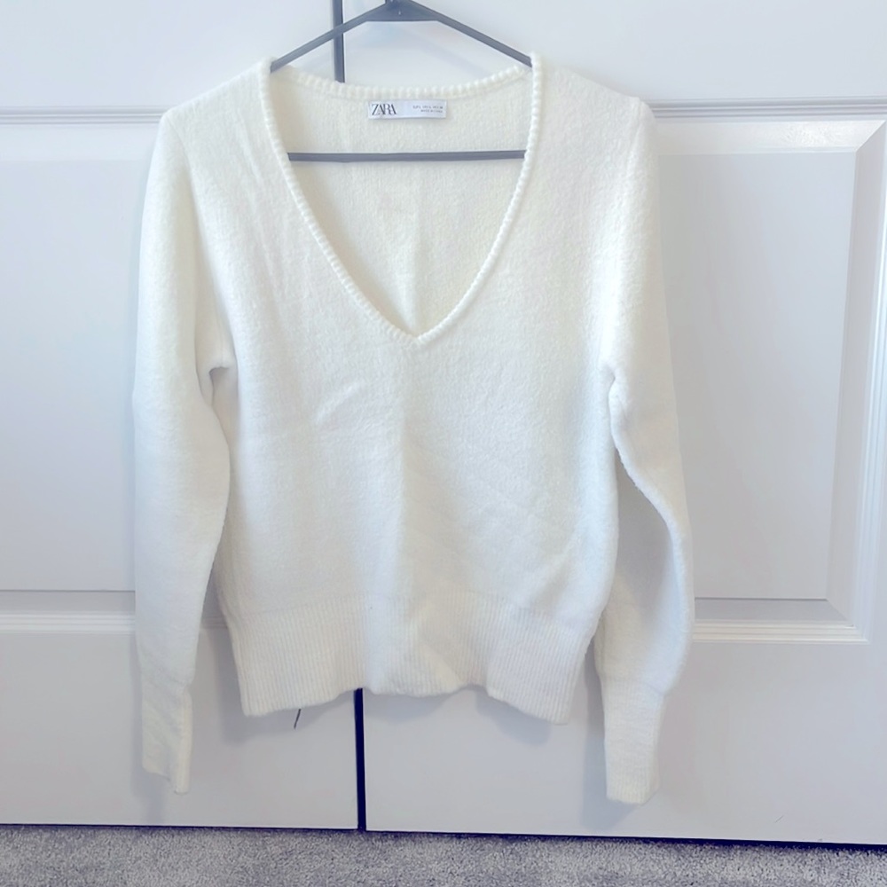 Zara sweater - size large